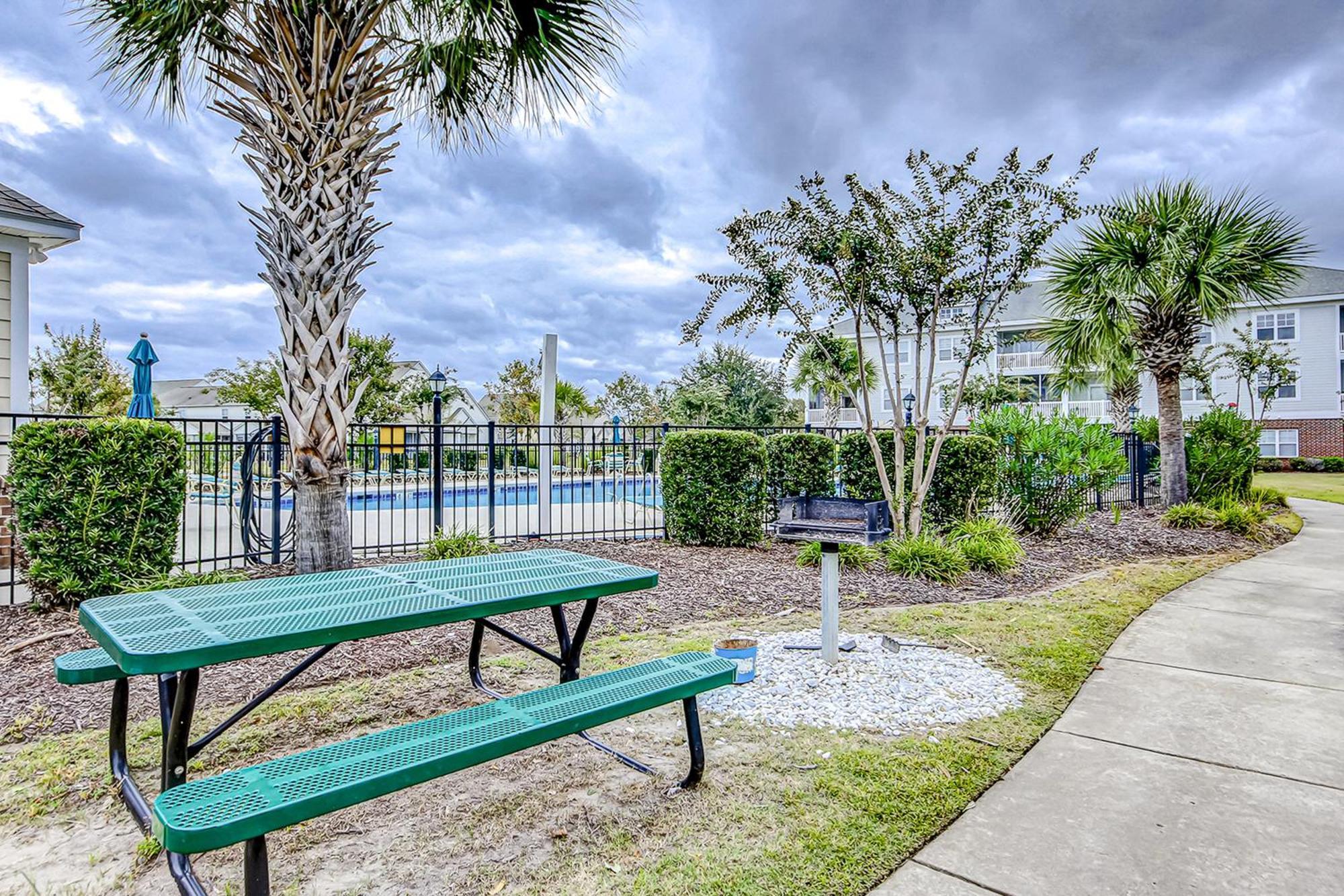 Ferienwohnung The Perfect Getaway At Wickham Dr Myrtle Beach Exterior foto